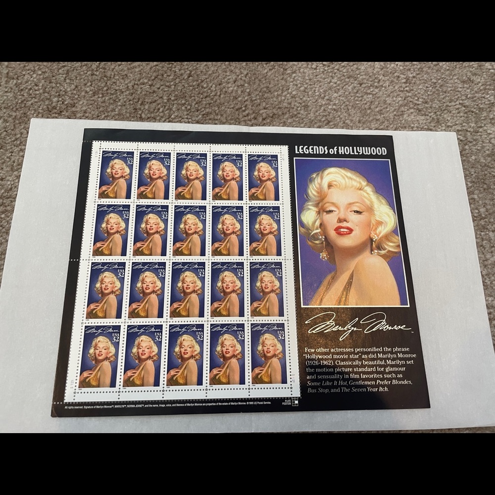 1995 minted Marilyn Monroe stamps.